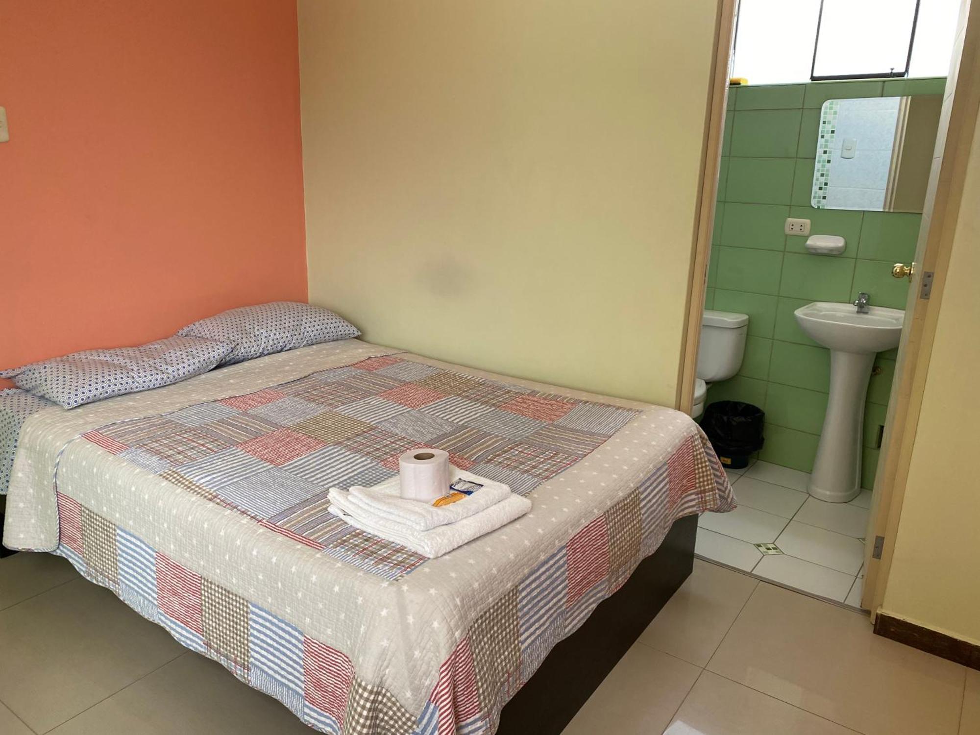 Rooms MD y FS Huancayo Exterior foto